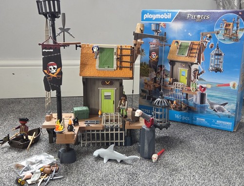 Playmobil pirate harbour 71792 - harbour,