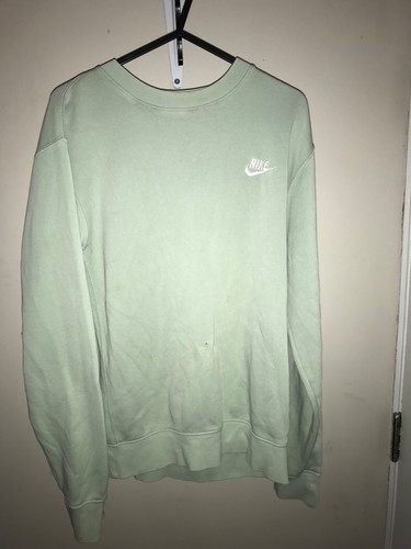 Nike green sweater - light,