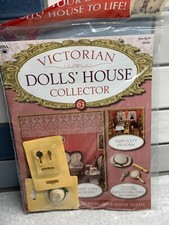 VICTORIAN DOLLS HOUSE