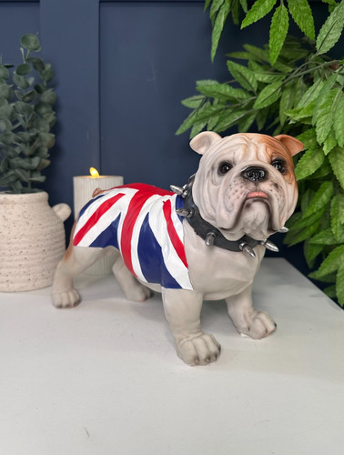 Standing bulldog figurine - figurine, with