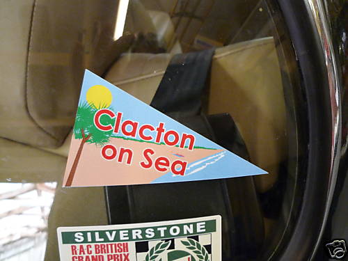 Clacton sea holiday pennant - sea,