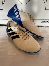 ADIDAS MESSI WHITE BLUE FOOTBALL BOOTS - UK SIZE 3 moulded studs Grass/Astro