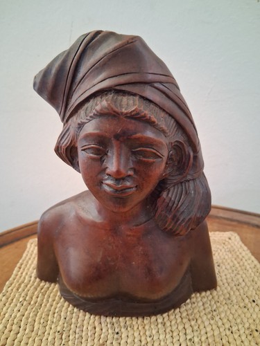 Hand carved negress woman - carved,