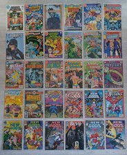 DC COMICS BUNDLE JOBLOT