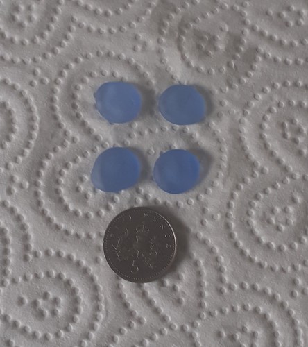 Small blue pieces recycled - small,