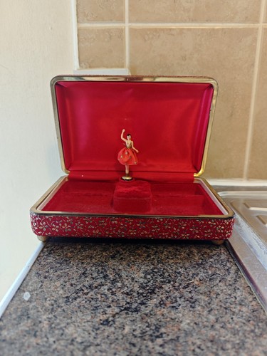 True vintage 1950s reuge - true,