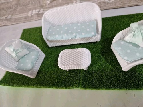 Dolls house miniature 12th - dolls,