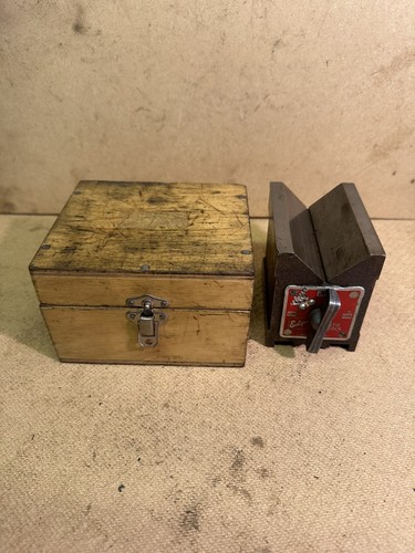 Eclipse magnetic vee - block, in