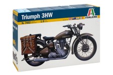 Italeri 7402 British Triumph