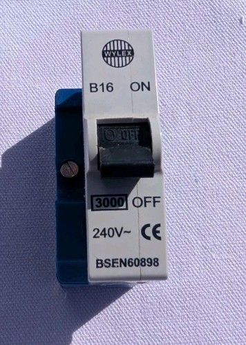 Wylex 16a type push plug - 16a,