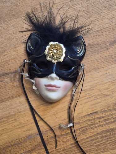 Vintage clay mask wall decor - clay,