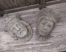 King & Queen wall planter Pair of Reconstituted Stone King & Queen Planters
