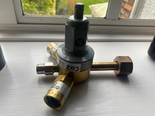 Norgren series 010 - series, 11-010