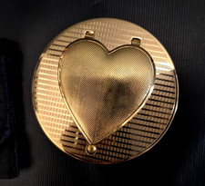 Stratton Heart Powder Compact