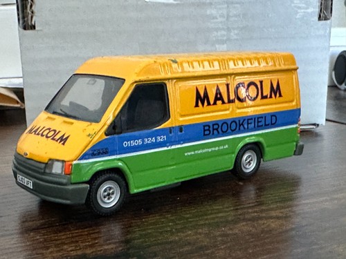 Corgi scale ford transit - scale,