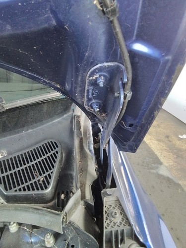 Bonnet hinge ford fiesta - ford,