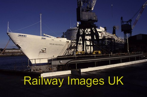 Photo cammell laird hebburn - cammell,