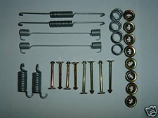 Rear brake shoe fitting kit - rear,
