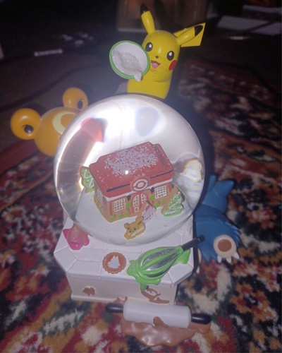 Pokemon official snow - official, globe