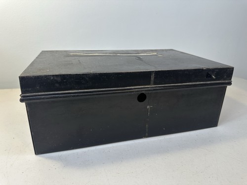 Large vintage ammo - box, /