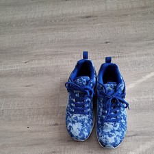 Puma Aril Blaze Variation Womens Blue Trainers size 6/39only worn twice.