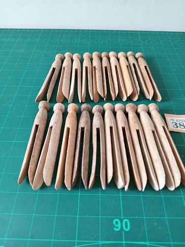 20x wooden dolly pegs - dolly,