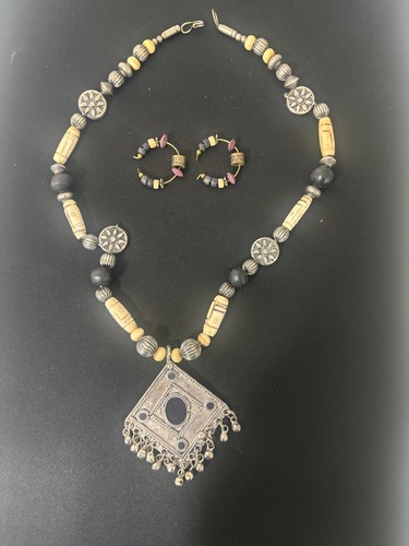 Vintage tribal ethnic necklace - tribal,