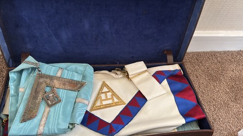 Job lot masonic regalia - masonic, inc