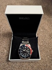 Seiko 5 Sports SNZF15K1 Gents Sea Urchin Pepsi Bezel Men's Automatic Watch