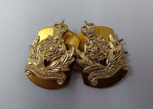 Army intelligence corps collar - army,