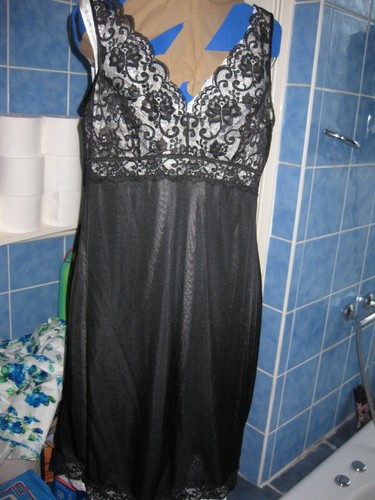 Vtg black silky - vtg,