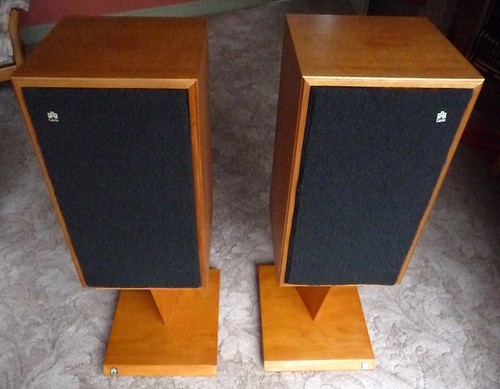 Castle kendal speaker pair - kendal,