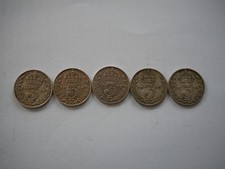 5 x King George V 3 Three Pence Coin silver dated 1911, 1916 1917, 1920 1921