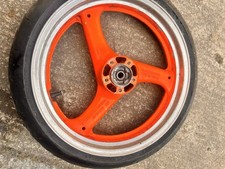 ♻️Suzuki GSXR400 GK73A Motorcycle Front Wheel Assembly 17 x 3.50♻️