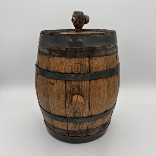 Small wooden barrel - small, keg