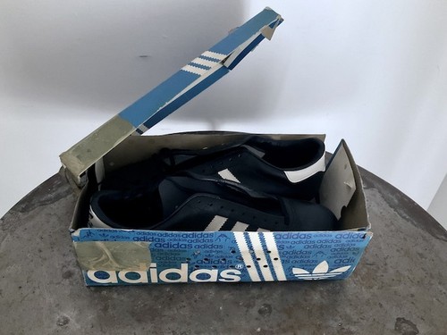 Adidas valencia soccer spikes - valencia,