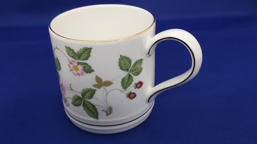 Wedgwood wild strawberry - wild,