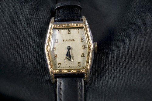 Rare two tone vintage bulova - two,