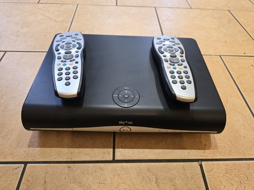 Sky plus box drx890 c - plus,