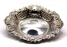 Repoussé, Sterling Silver, Bon Bon Dish, Birmingham 1970, 92g, 6" x 5", Perfect