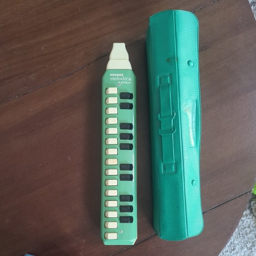 Vintage hohner melodica - hohner,
