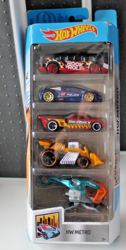 Hot wheels metro vehicles - , x5