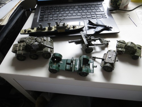Crescent toys alvis - -, armoured