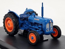 Scale fordson dexta - uh,