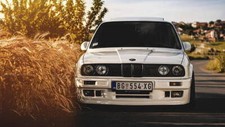 BMW M3 EVO E30 WHITE FRONT CAR