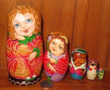 Russian nesting 5 dolls