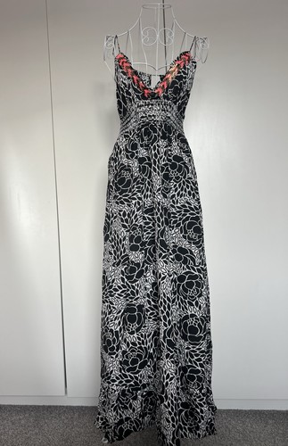 River island black white - river,