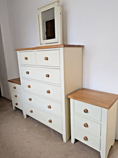 Bedroom Furniture Set Laura