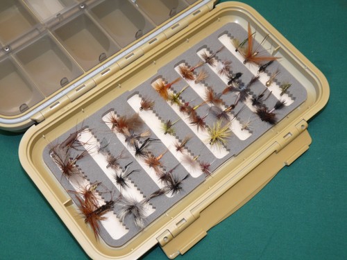 Design fly box - &, f