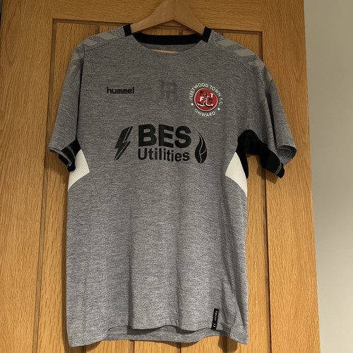 Fleetwood town grey away - f.c.,